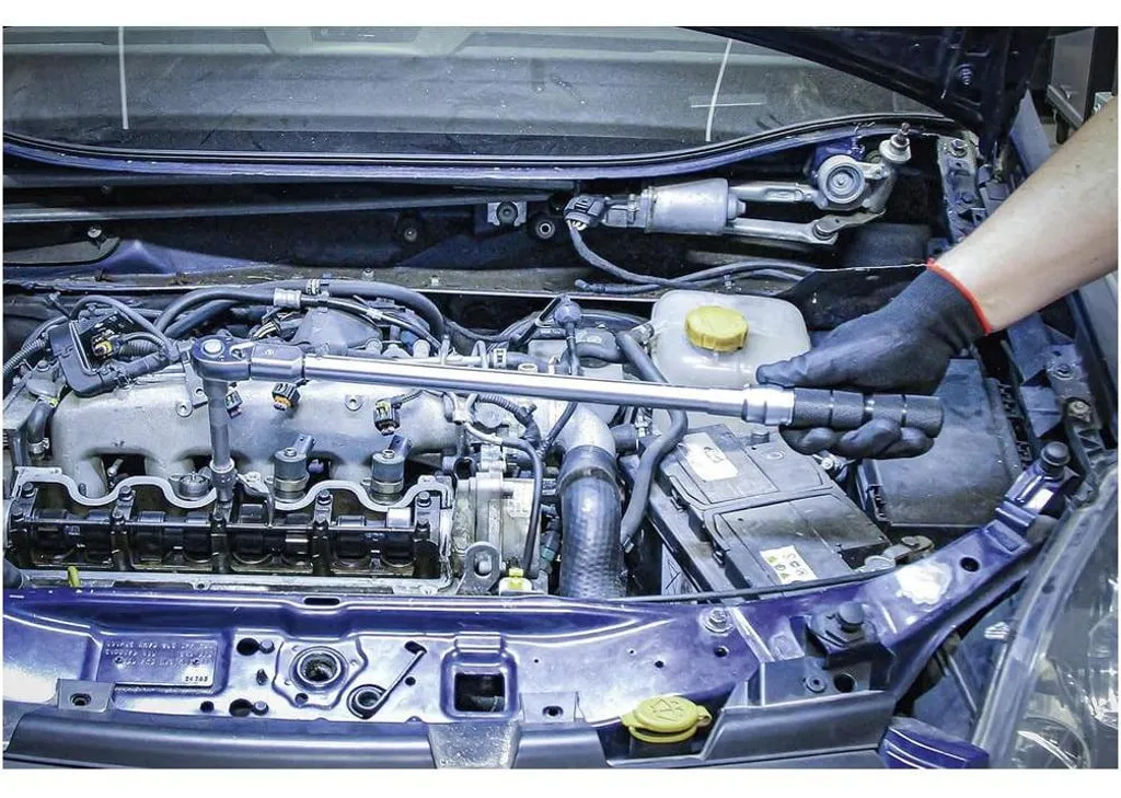 Évitez les Surserrages avec la Clé Dynamométrique 60-340 Nm Précise