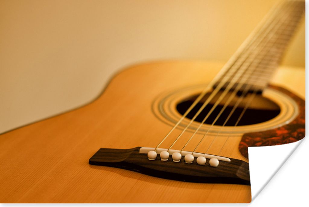 MuchoWow Poster Gekippte Ansicht einer akustischen Gitarre 90x60 cm - Schlafzimmer