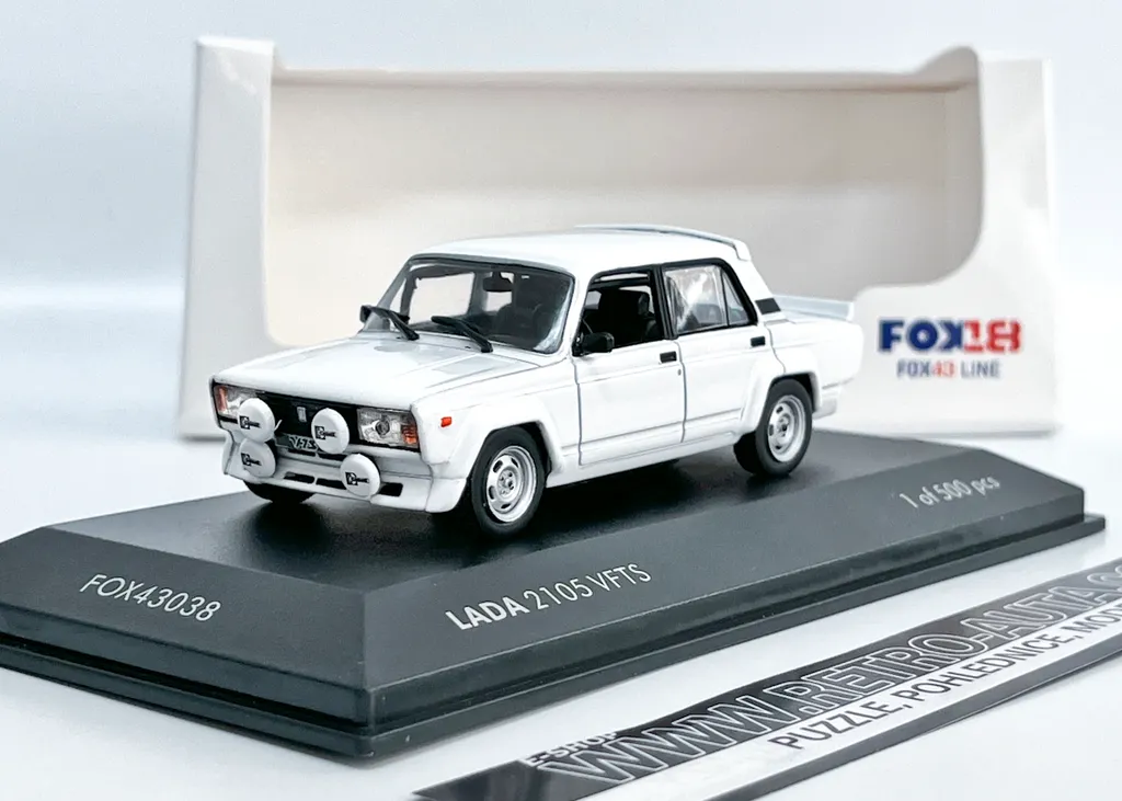 LADA 2105 VFTS FOX18 1:43 - Finition Haute Précision Blanc Rallye