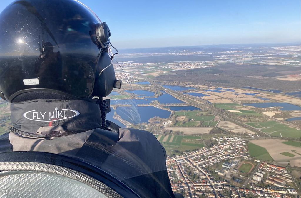 Jochen Schweizer Tragschrauber Rundflug Miltenberg (30 Min.); Erlebnis verschenken oder selbst erleben; Gutschein gültig für 1 Person