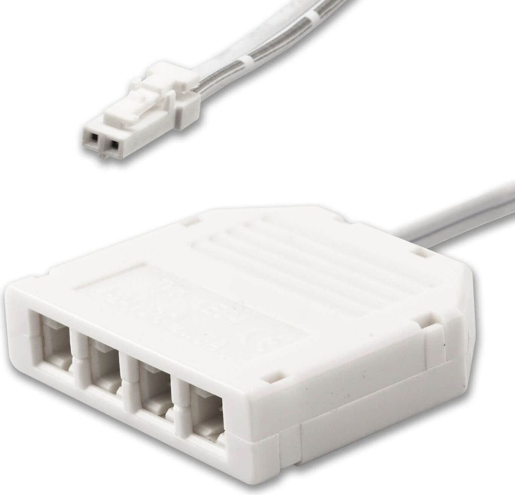 ISOLED MiniAMP 4-fach Verteiler (1 male-Stecker an 4 female-Buchsen), 30cm, 2-polig, weiß, max. 3,5A