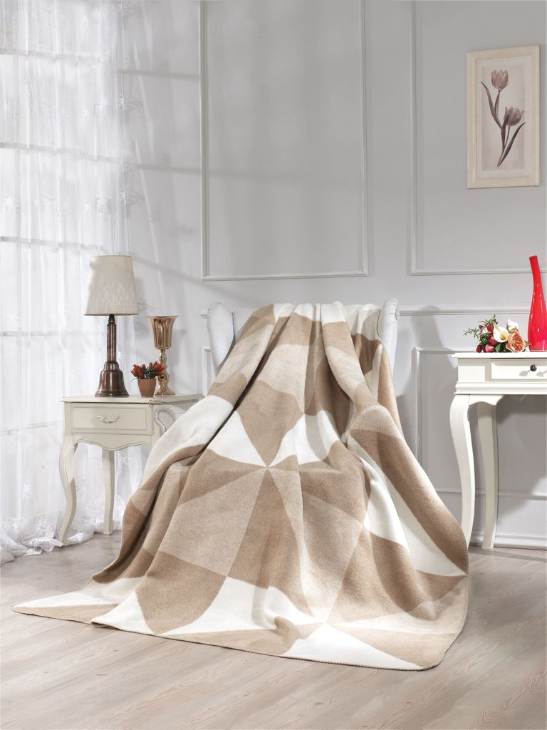 Wohndecke 160x200 cm Beige-Braun-Weiß gemustert, Sesseldecke, Sofadecke, Schlafdecke