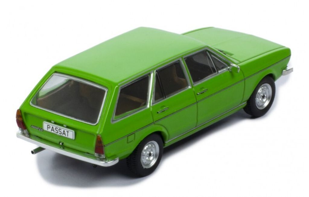 Ixo Models CLC448 VW Passat Variant LS Kombi 1975 grün 1:43 Produktbild 13