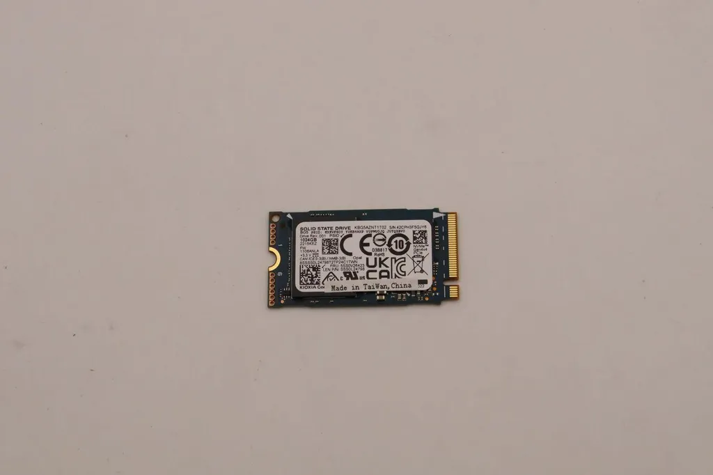 SSD Lenovo 1TB M.2 2242 PCIe 4x4 : Booster votre Station de Travail
