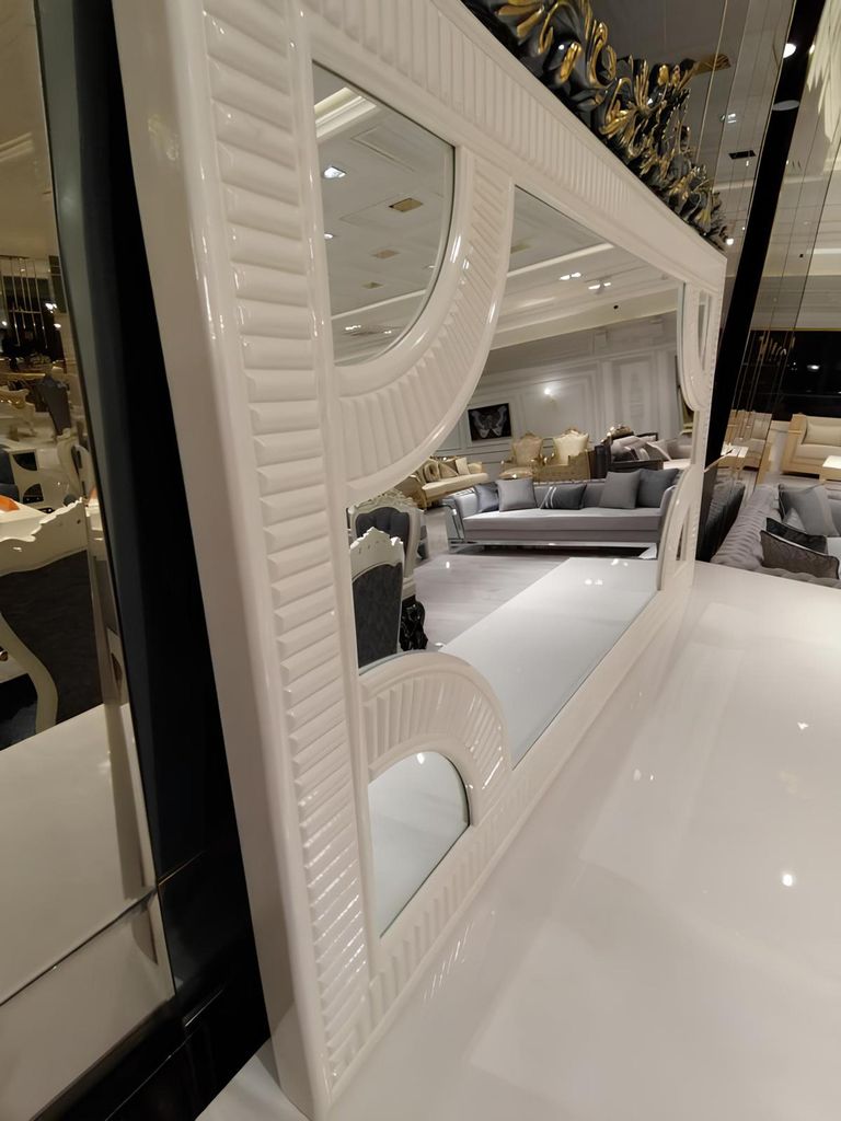 Hochwertiger Eleganter Kommode mit Spiegel stilvollem Erscheinungsbild