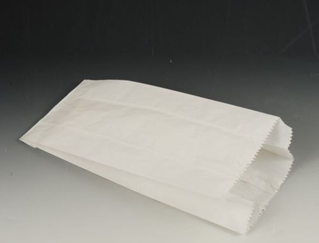 PAPSTAR Papierfaltenbeutel Maße: (B)110 x (T)60 x (H)240 mm Produktbild 