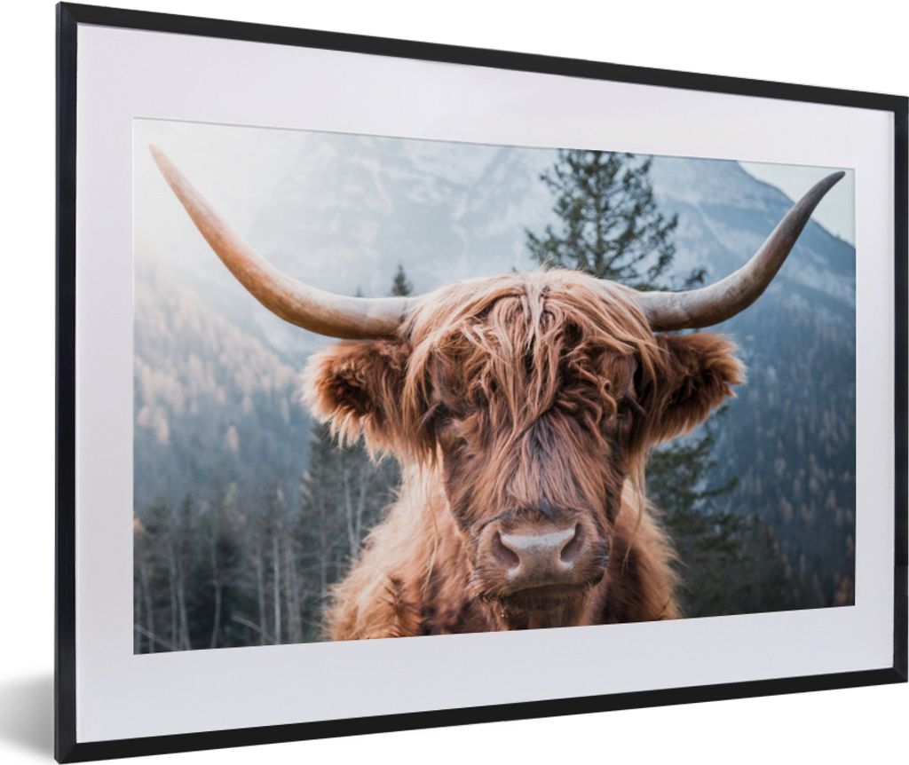 MuchoWow® Gerahmtes Poster Schottischer Highlander - Berge Produktbild 