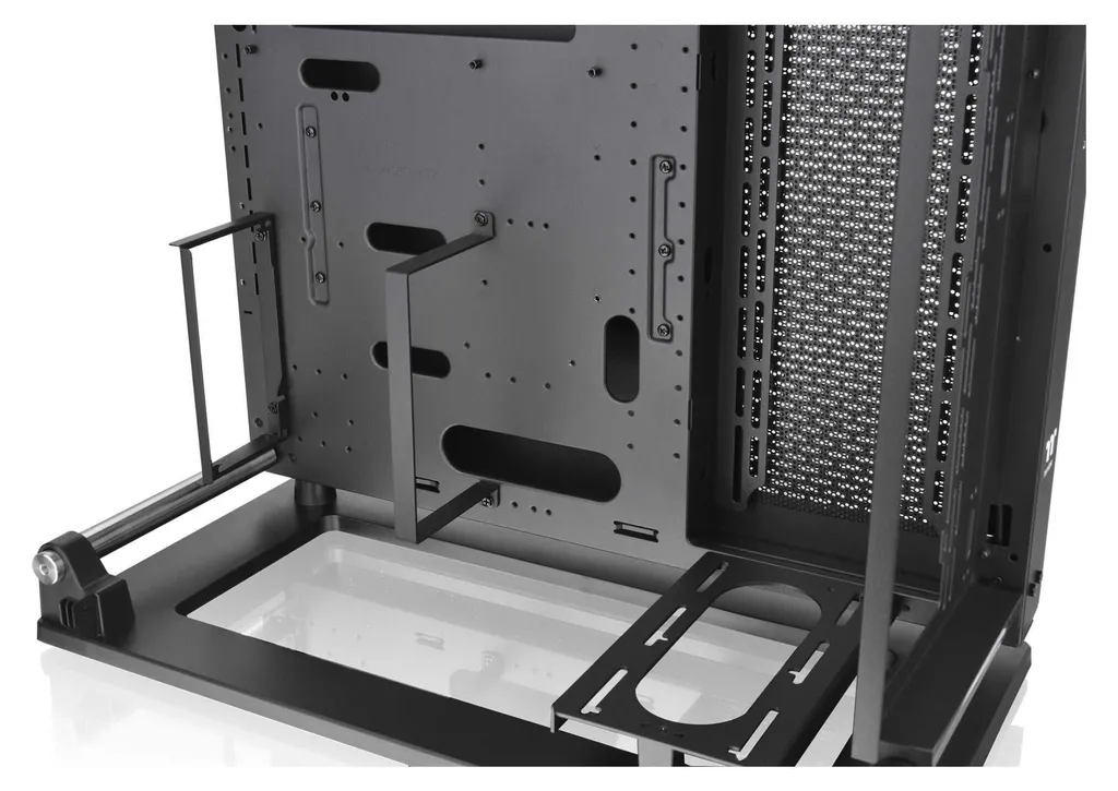 Thermaltake Core P3 TG Pro Noir - Boîtier Modulaire avec Support 420mm - 13