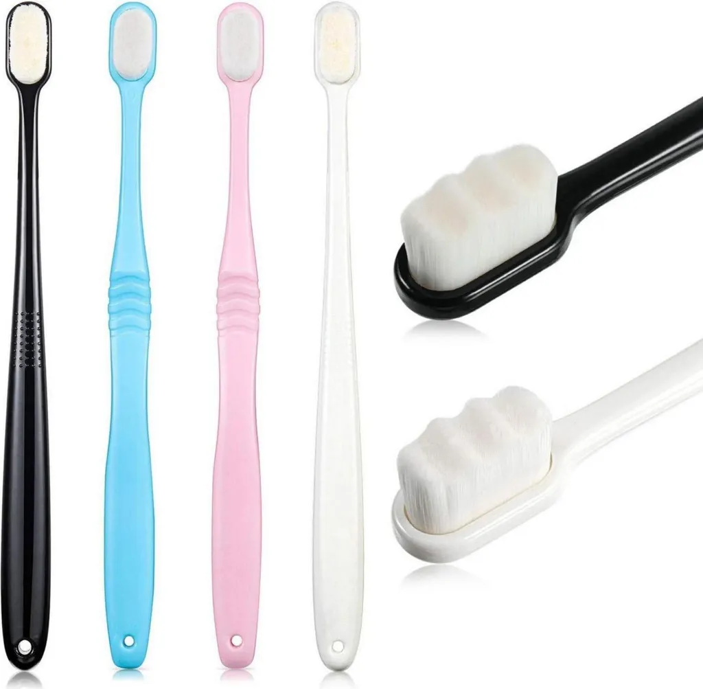 Brosse à dents souple familiale lot de 4 pour enfants et adultes
