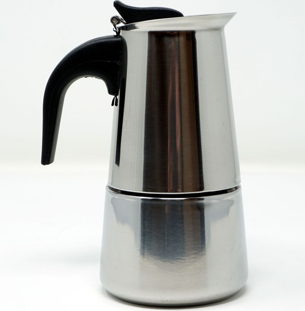 Espressokocher aus Edelstahl mit Kunststoffgriff