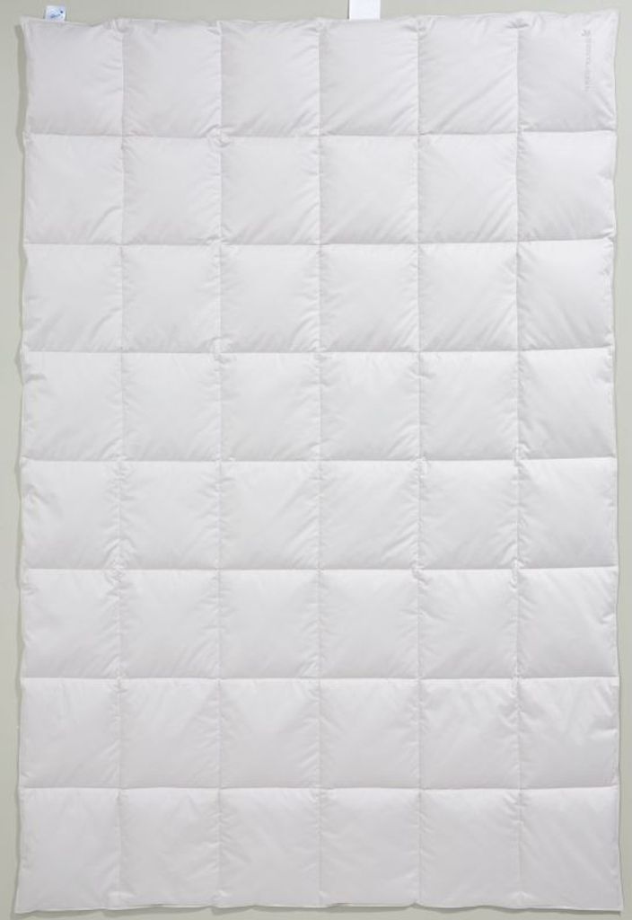 Centa-Star Daueneinziehdecke 6X8 GOLF VON ALASKA Grösse 155 X 200 cm Farbe SAHARA
