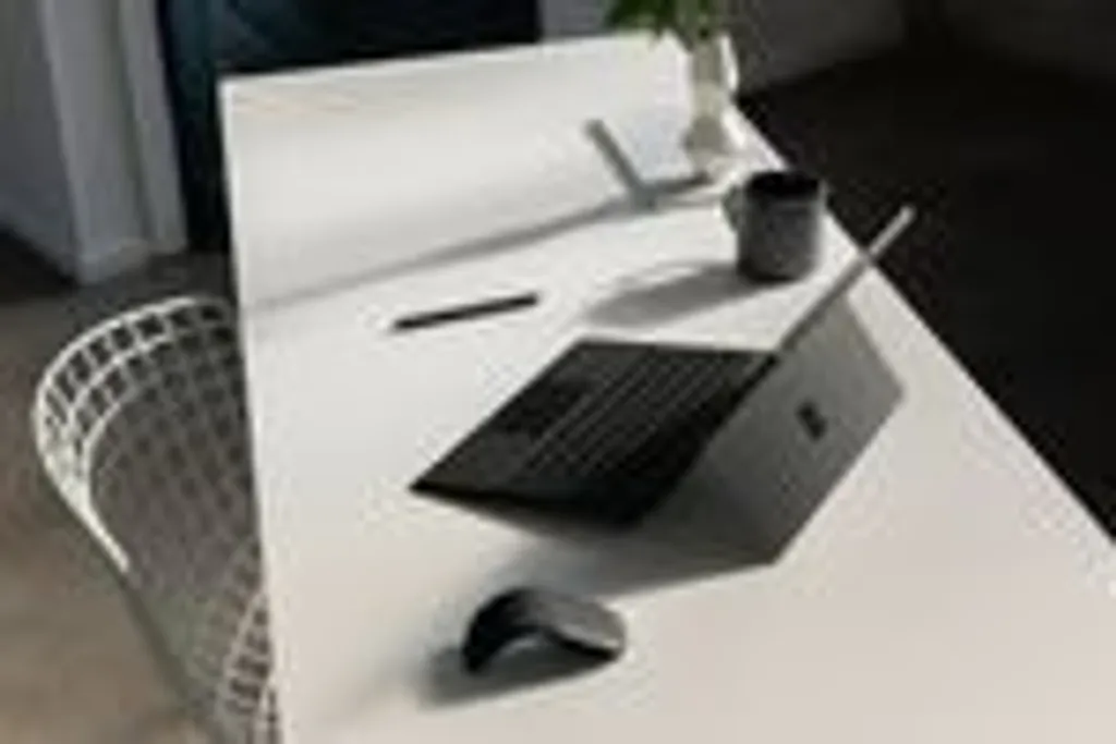 Microsoft Surface Arc Mouse Noir - Souris Bluetooth pliable sans fil - 15
