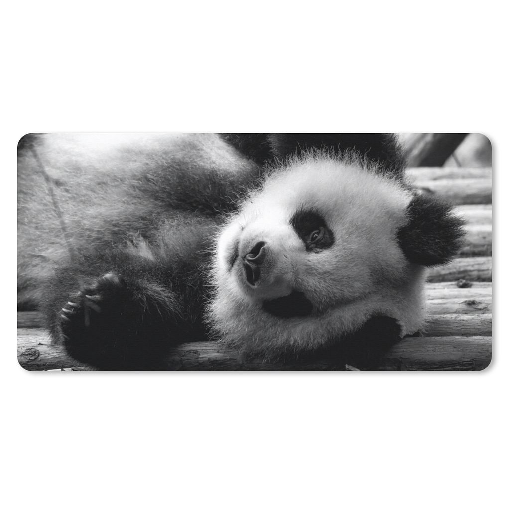 MuchoWow Schreibtischunterlage Tierprofil rollenden Panda in schwarz und weiß 80x40 cm - XXL Mauspad - Gaming Mauspad