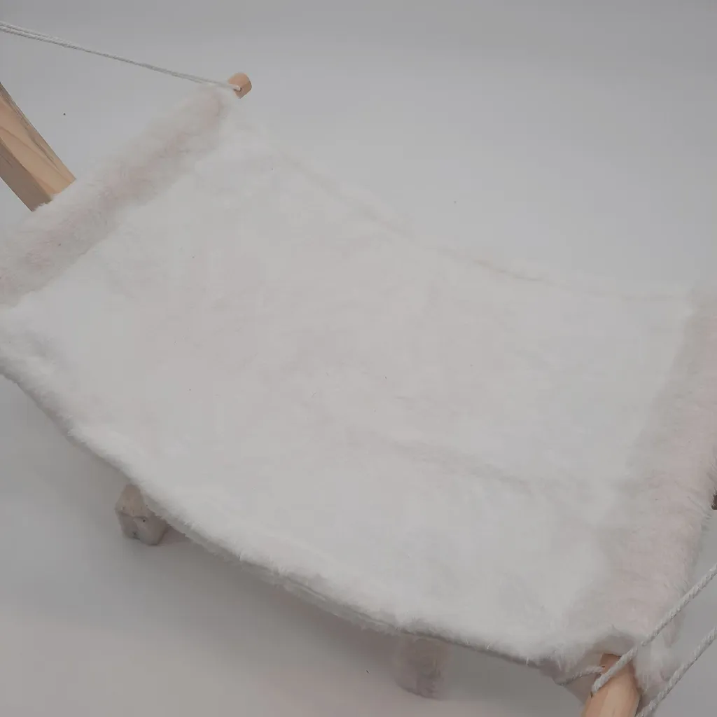 Lit pour chat Siesta Kerbl 82591 Blanc en peluche douce et bois durable