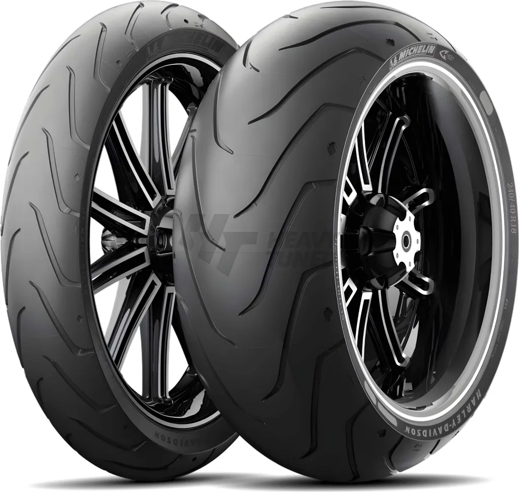 Pneu moto arrière Michelin Scorcher 11 pour Custom 240/40 R18 79V