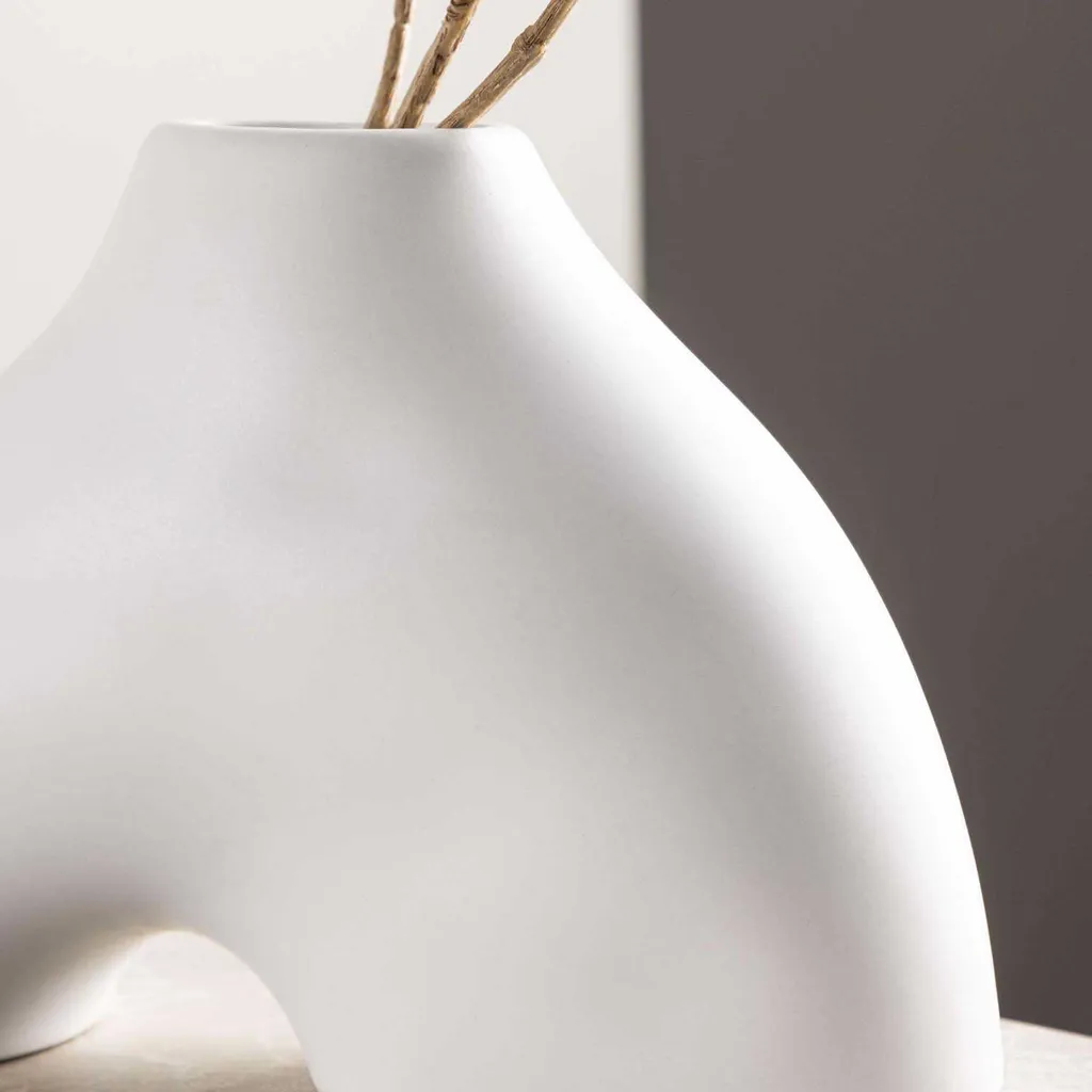 Vase blanc Kento Venture Design - Finition mate et forme épurée chic - 14