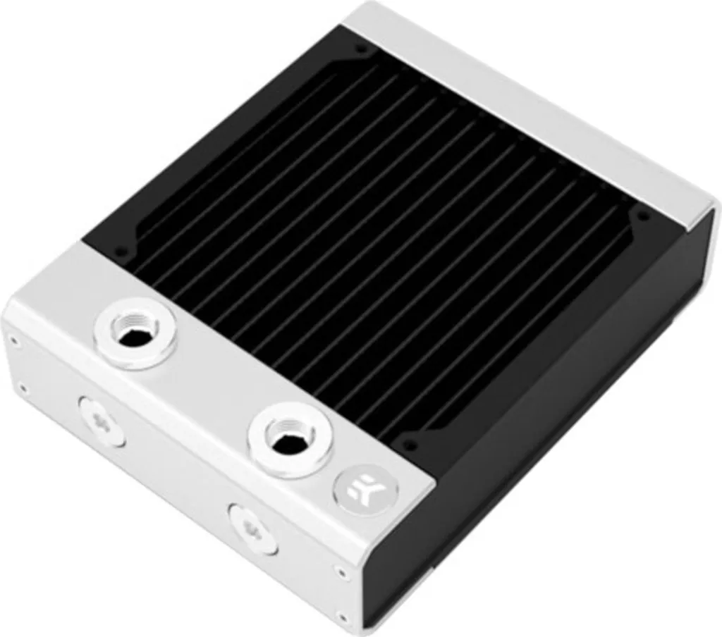Recensione Radiatore EK 3831109838334: 120mm di Rame Puro!