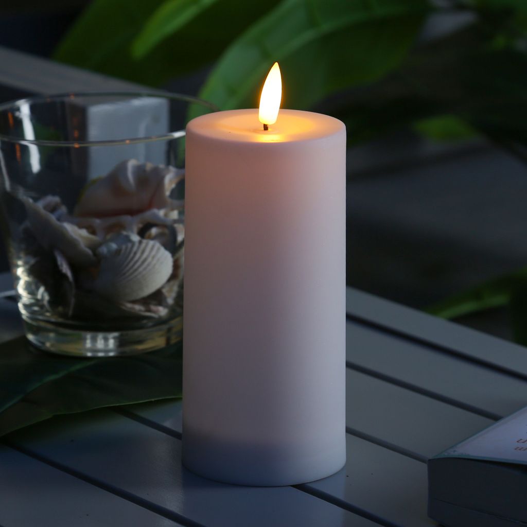 LED Solar Kerze - Outdoorkerze - H: 15cm, D: 7cm - Dämmerungssensor - für Außen - weiß