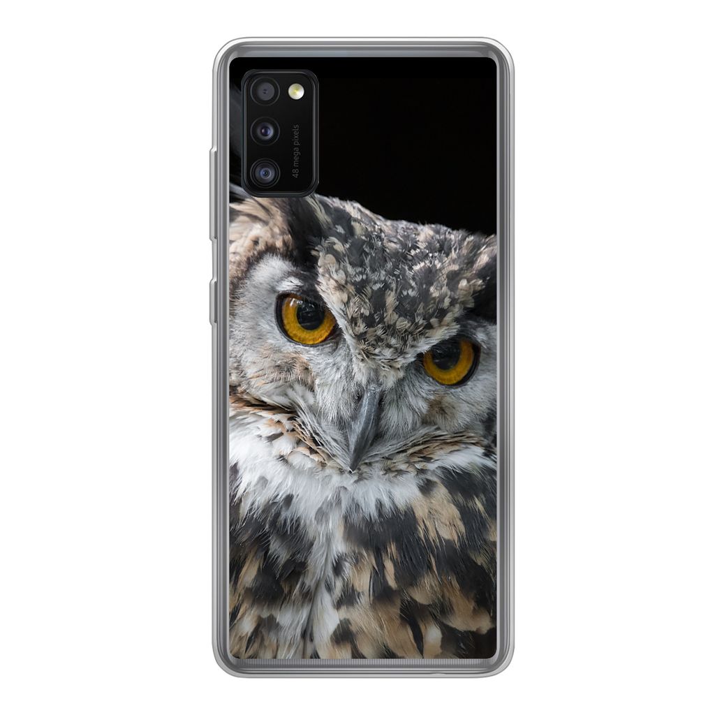MuchoWow Handyhülle Schutzhülle Hülle für Samsung Galaxy A41 Porträt einer braunen Eule auf schwarzem Hintergrund Silikon Softcase Handy Hü...