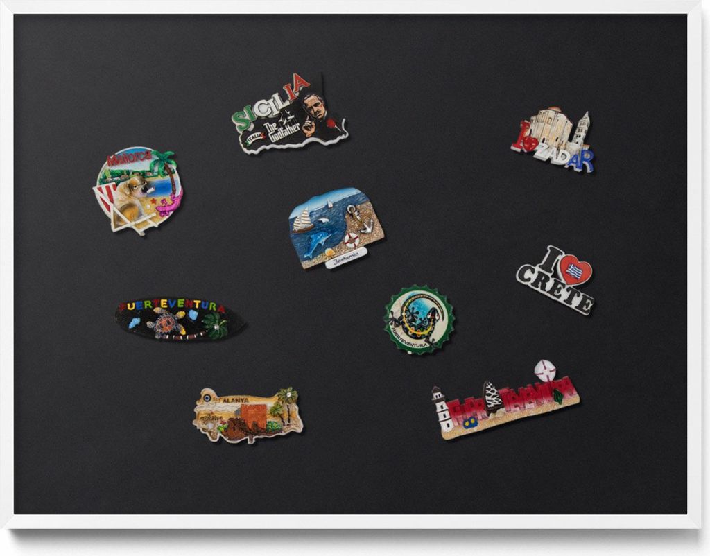 Magnetboard 80x60 cm – Weißer Rahmen – Farbe Schwarz – Weißwandtafel, Magnetische Tafel – Büro, Magnetpinnwand