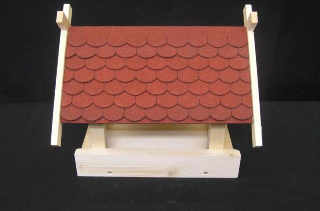 Vogelhaus klein rot