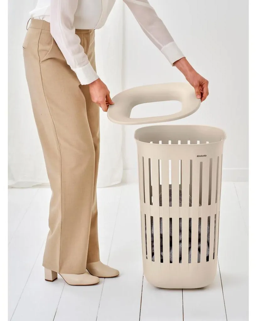 Panier à linge 55L Brabantia Collect-It beige clair : design et aéré - 5