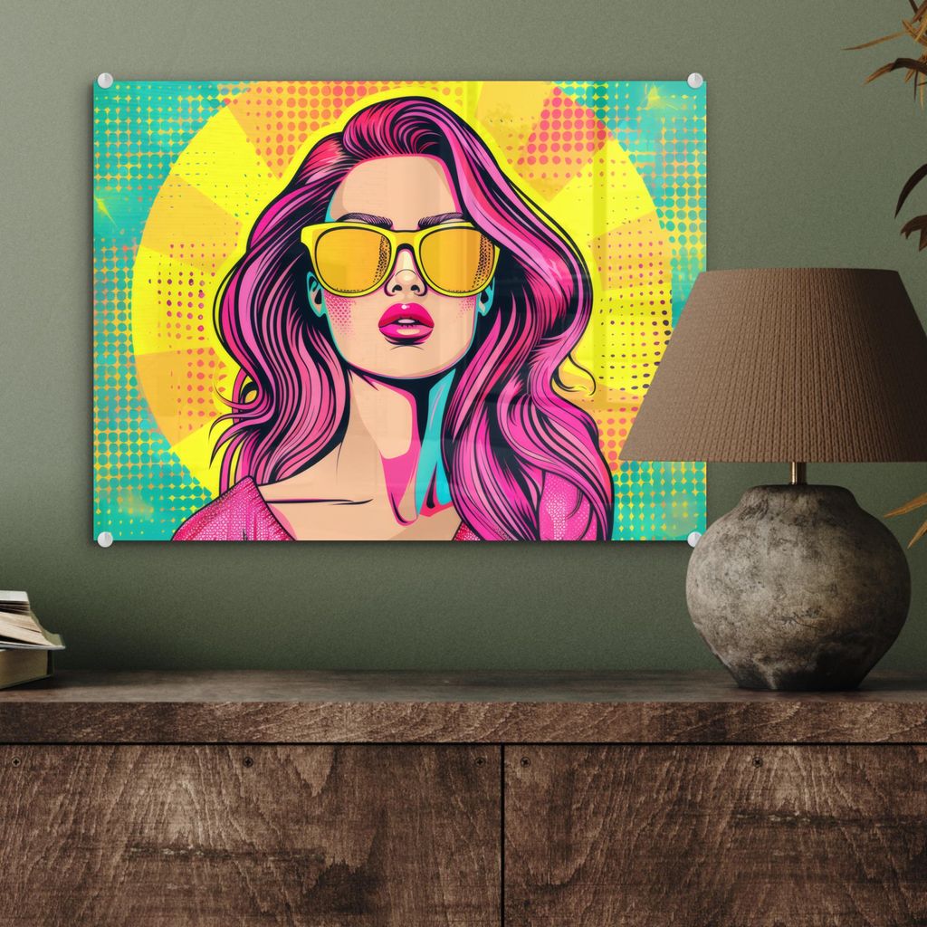 MuchoWow Glasbilder - Bilder auf Wandbild - Foto auf Glas Sonnenbrille - Frau - Sonnig - Gelb 40x30 cm Wanddekoration aus Glas - Acrylglasbild - Ac...