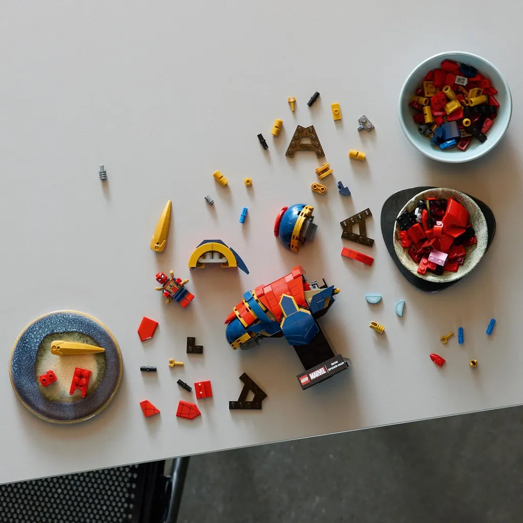 Buste Iron Spider-Man LEGO 76326 Figurine à Construire Marvel Adultes - 6