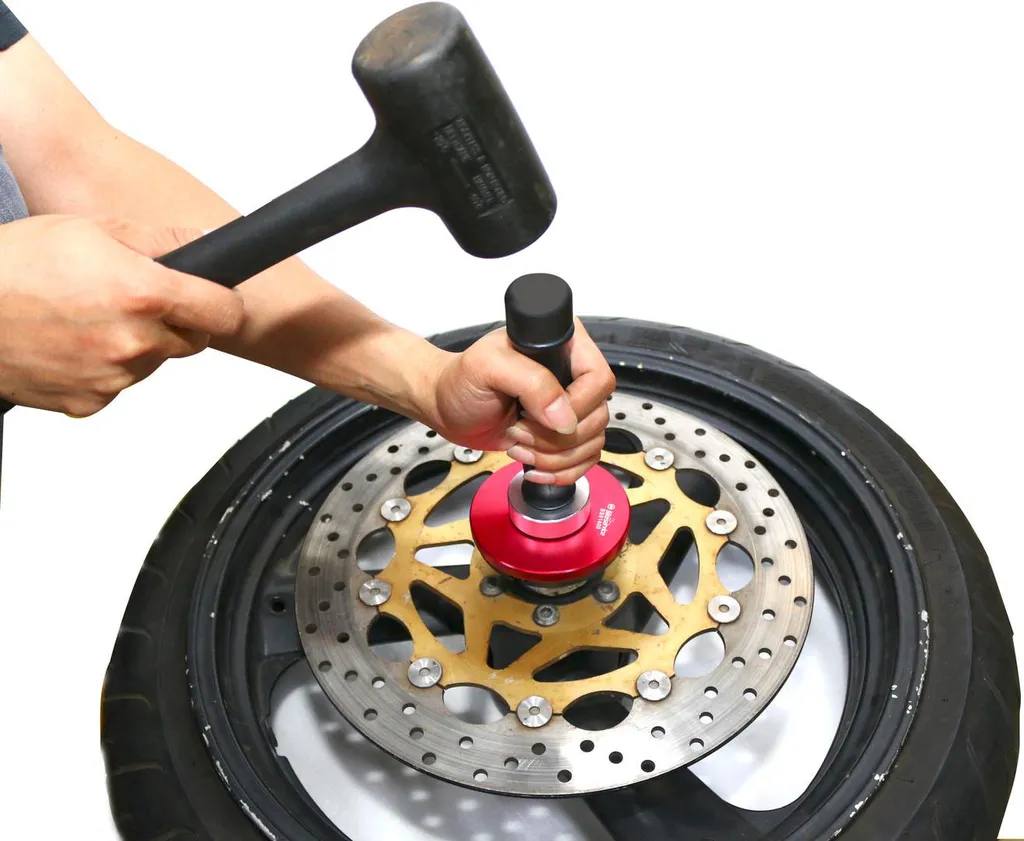 Support de Passage de Roue Universel Moto - Fixation Robuste 4 Points - 5