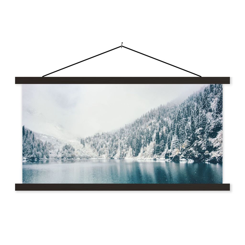 MuchoWow Textilposter Winter - Wasser - Schnee 90x45 cm mit schwarzem Rahmen - Klemmleisten