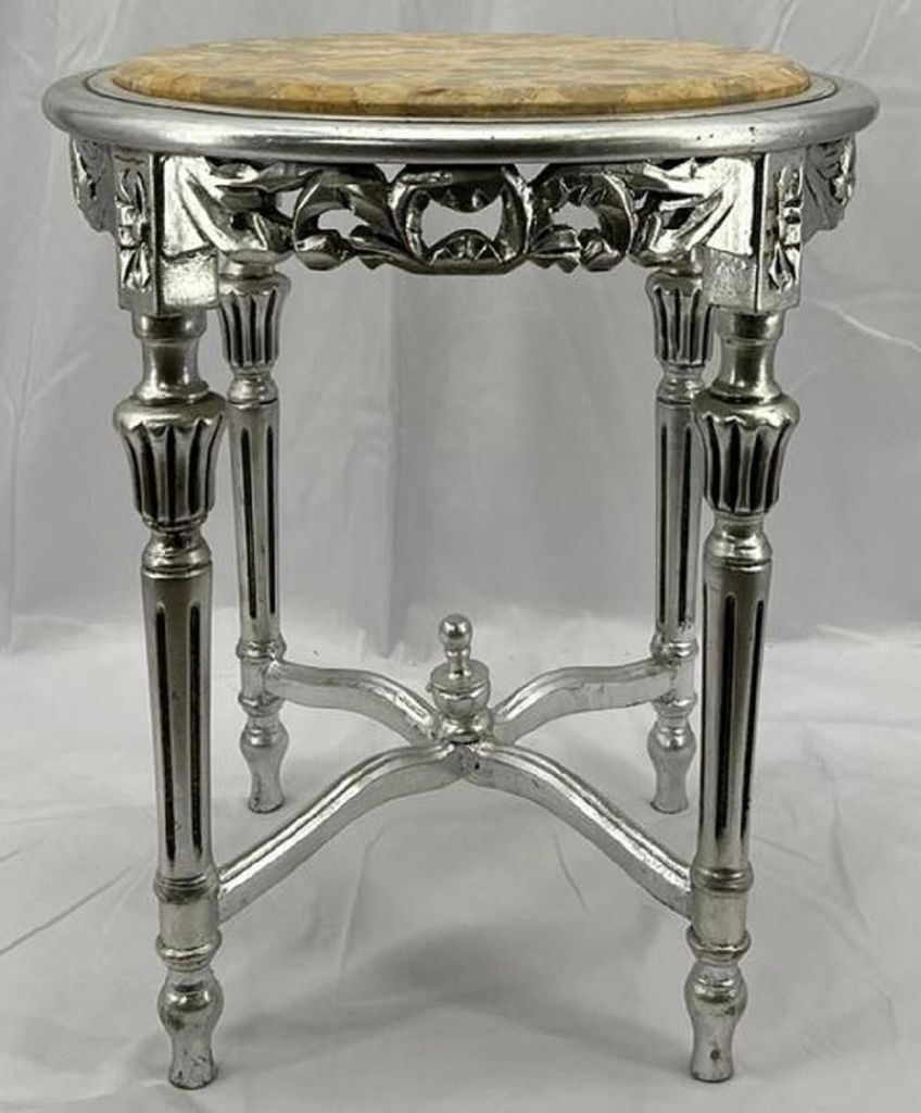 Casa Padrino Barock Beistelltisch Silber / Creme - Handgefertigter Antik Stil Massivholz Tisch mit Marmorplatte - Wohnzimmer Möbel im Barockstil -...