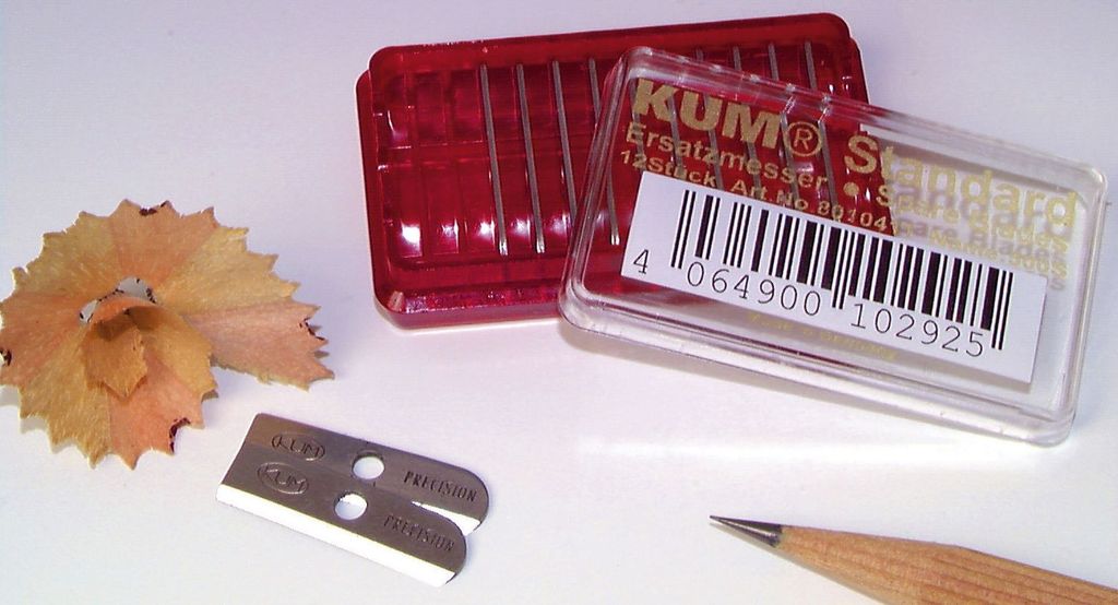 KUM Ersatzmesser für Spitzer Standardgröße 12 Stück Produktbild 