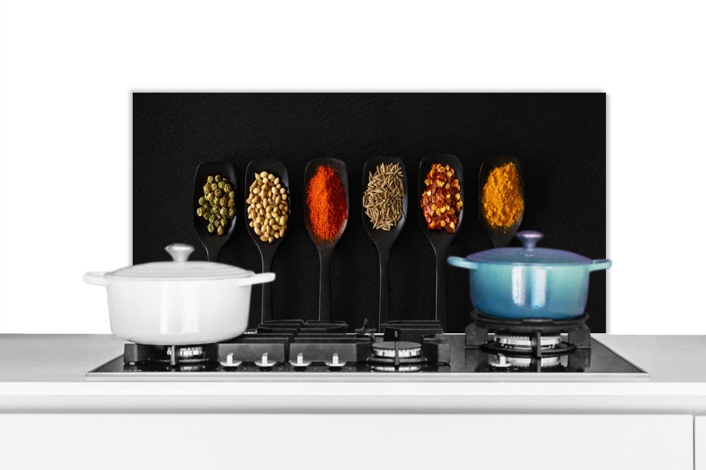 KitchenYeah Spritzschutz Küche - Küchenrückwand - Wandschutz für Herd und Spüle - Löffel - Gewürze - Schwarz - Gewürze - Rustikal 90x45 ...