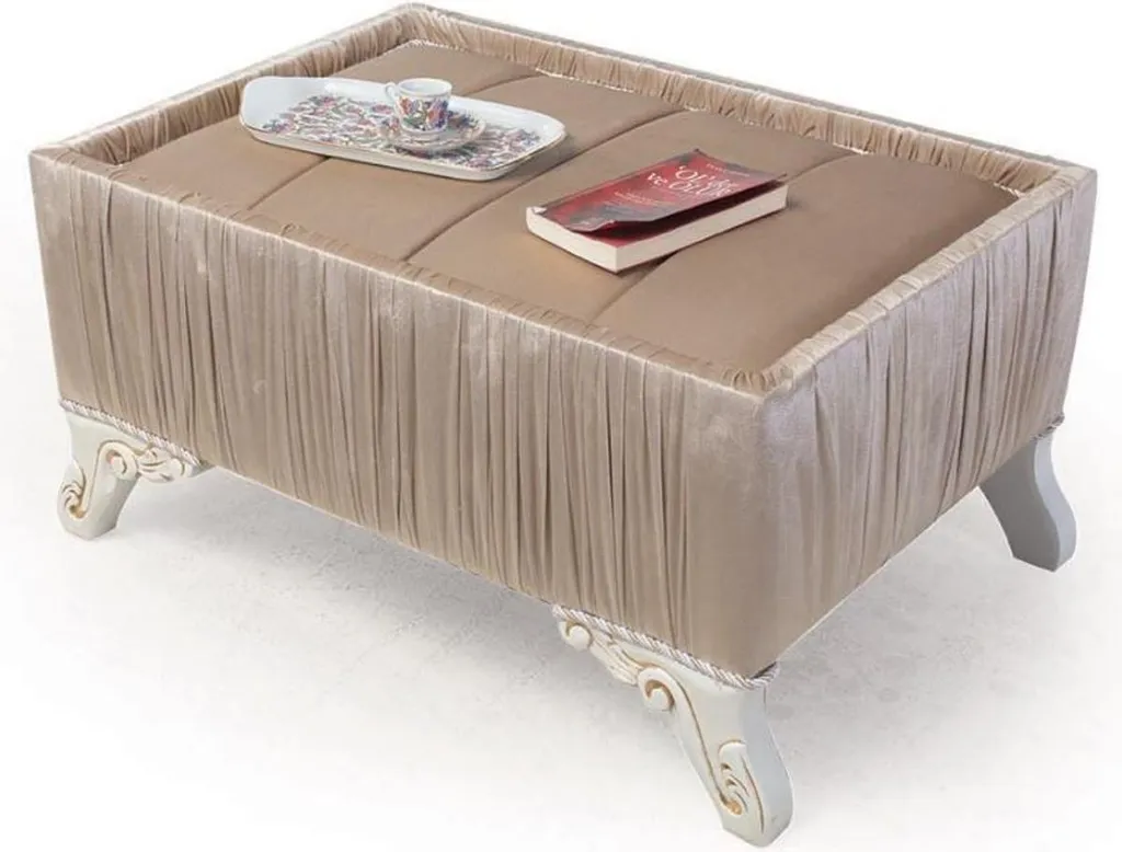 Table d'appoint luxe pour décorer un salon classique ou haussmannien