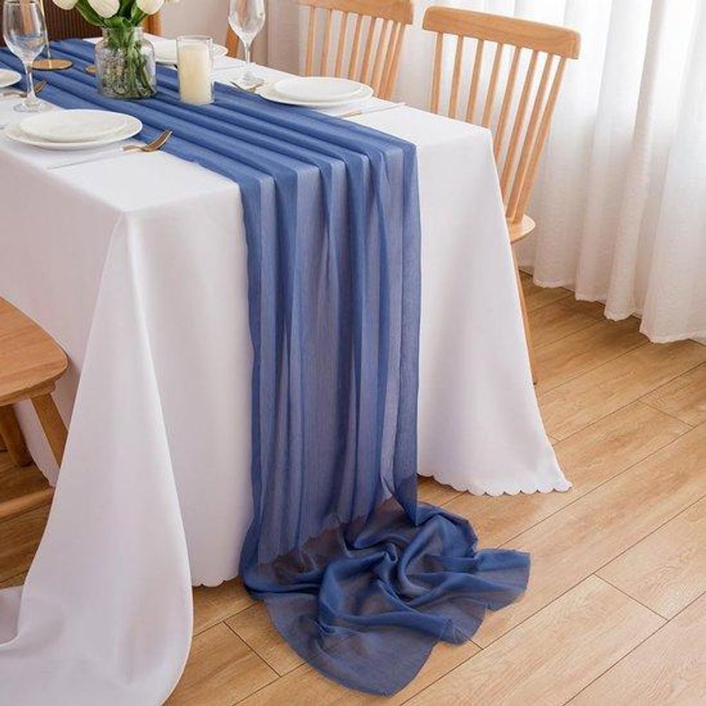 Boho-Tafelloper aus Tule, 70 cm x 3 m, Blau