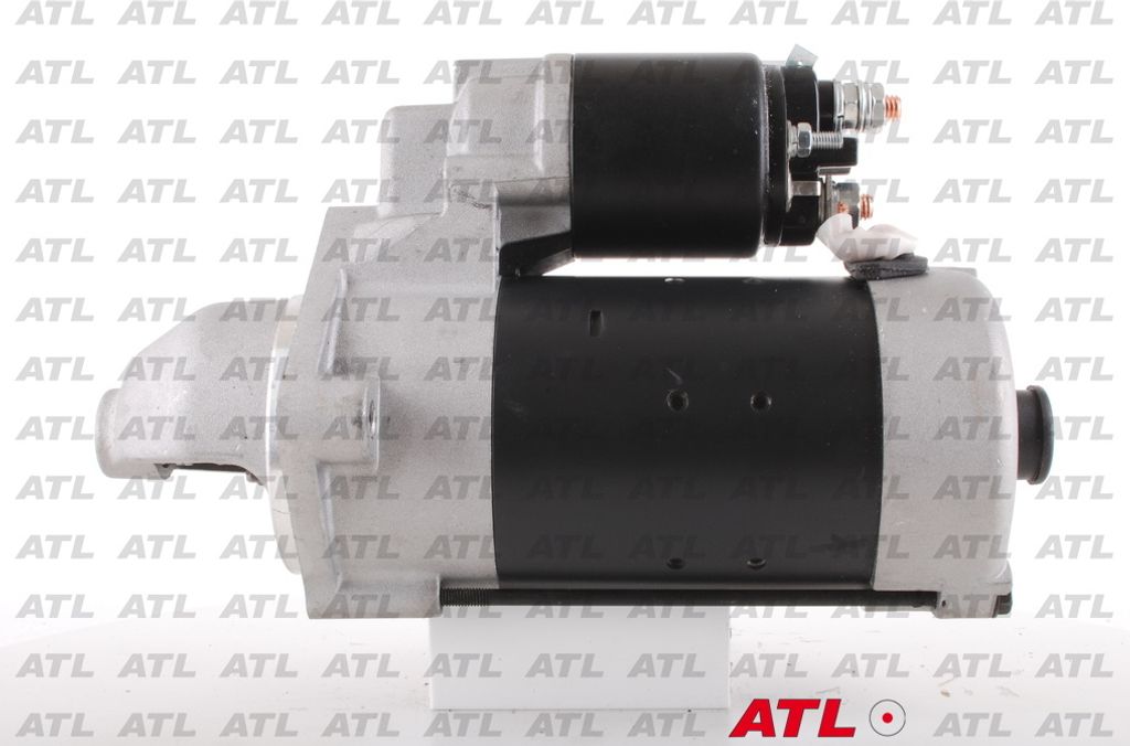 Anlasser mit 12 Volt Betriebsspannung und 2,2 Kilowatt Produktbild 
