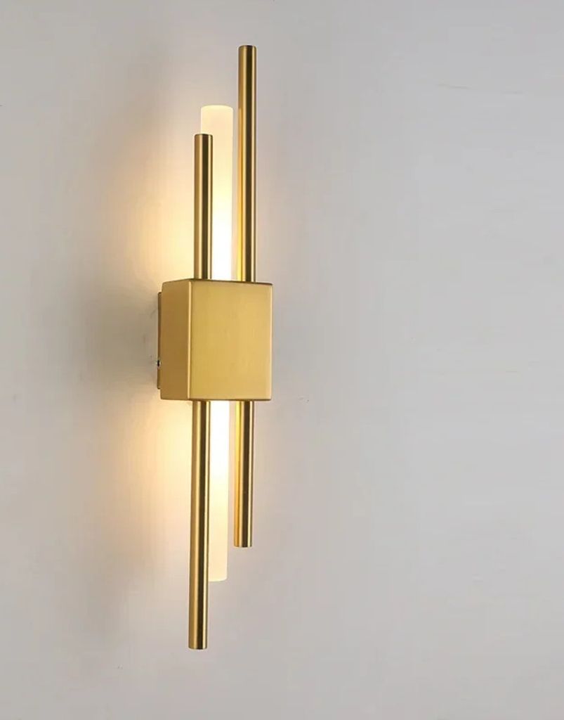 Moderne LED-Wandleuchte, zeitgenšssisches Design, vielseitige Verwendung, Ein Bronze Messing Gold