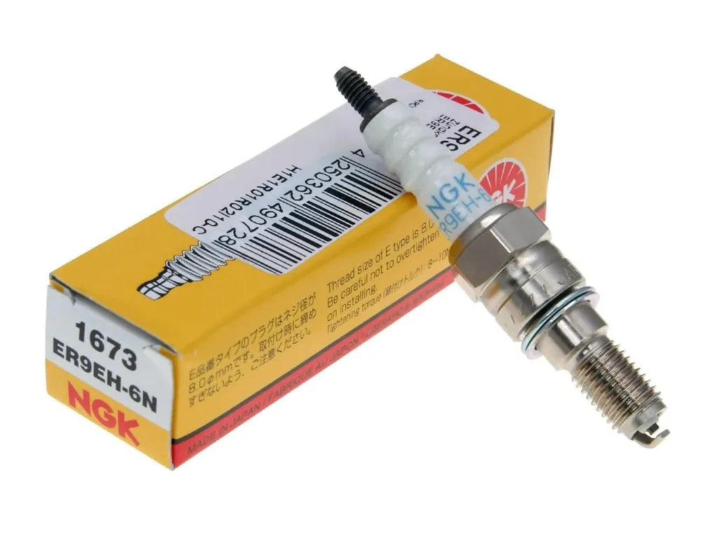 Manutenzione Vespa: Candela NGK ER9EH-6N per motori Hi-PER4 4V