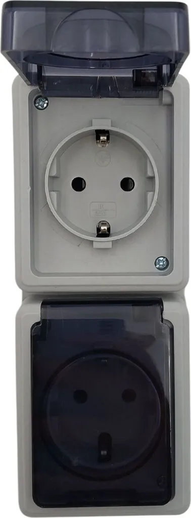 Set de 10 prises doubles pour buanderie et cave IP44 montage apparent