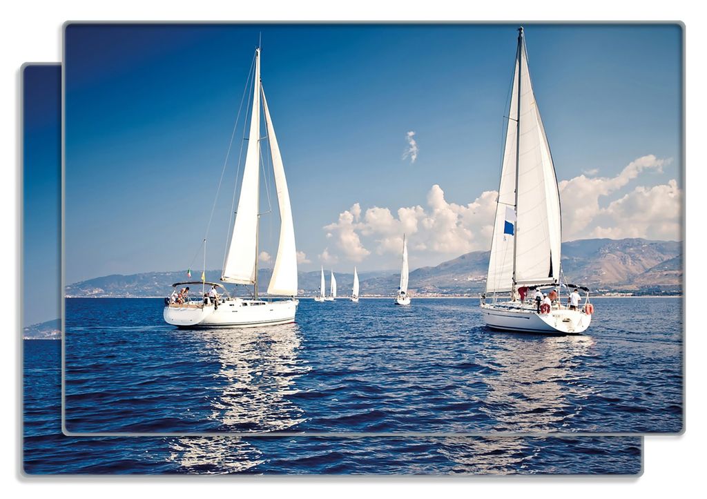Wallario Frühstücksbrettchen 2er Set aus Glas, je 20 x 30 cm, mit rutschfesten Füßen, Motiv Segelschiff auf dem Mittelmeer