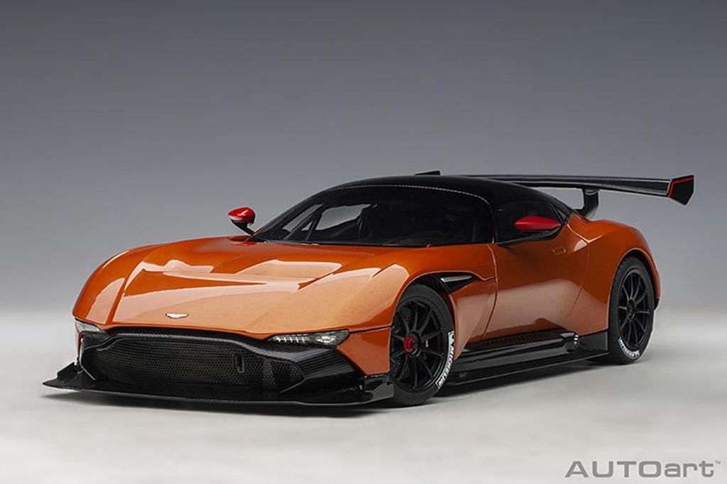 AUTOart 70264 - 1/18 Aston Martin Vulcan - Madagascar Produktbild 
