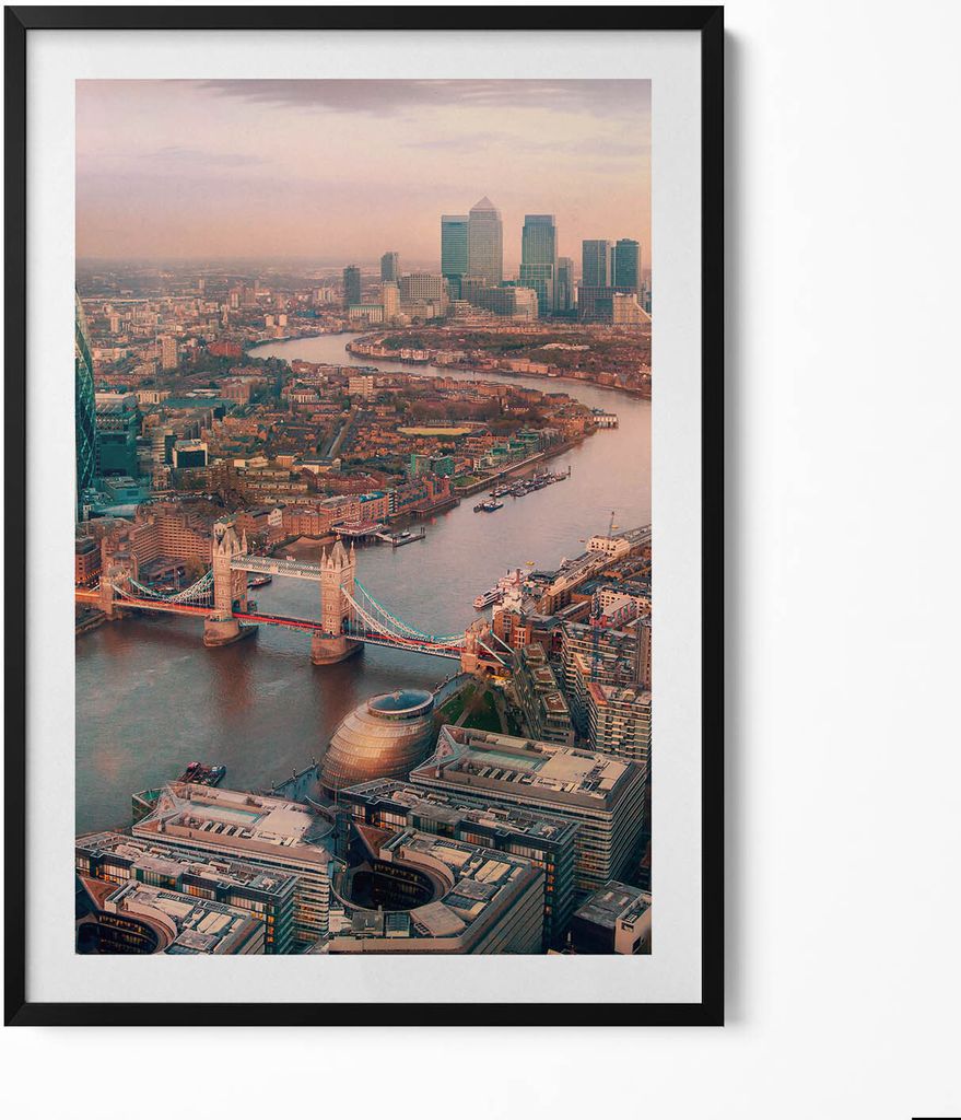 London aus der Vogelperspektive– Wandbild mit Rahmen – Gerahmtes Bild – Wanddekoration – 70x100 cm – Schwarz Rahmen