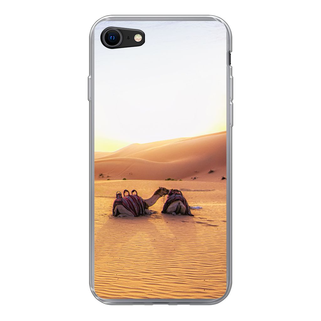 MuchoWow Handyhülle Schutzhülle Hülle für iPhone SE 2020 Kamel - Wüste - Sand Silikon Softcase Handy Hülle - Kartenbesitzer