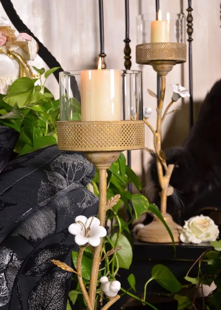 Candelabro Glamour Oro 87 cm con Dettagli Floreali in Porcellana