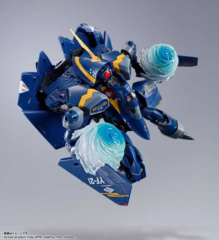 Figurine Transformable YF-21 Macross Plus DX Chogokin Guld Goa Bowman