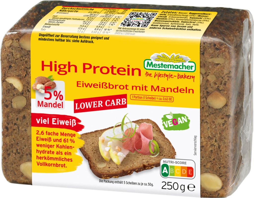 Mestemacher High Protein Eiweißbrot mit Mandeln und viel Produktbild 