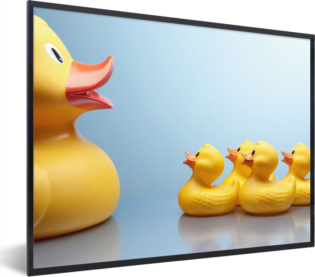 MuchoWow Gerahmtes Poster Gummi-Ente - Gelb - Blau 40x30 cm - Poster mit Schwarzem Bilderrahmen Wandposter Rahmen Foto Bilder - Kunstposter - Wan...
