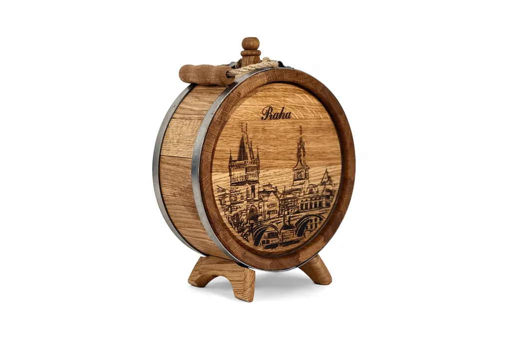 Bottiglia di Rovere 3L con Motivo - Affinamento Grappa e Vino Premium
