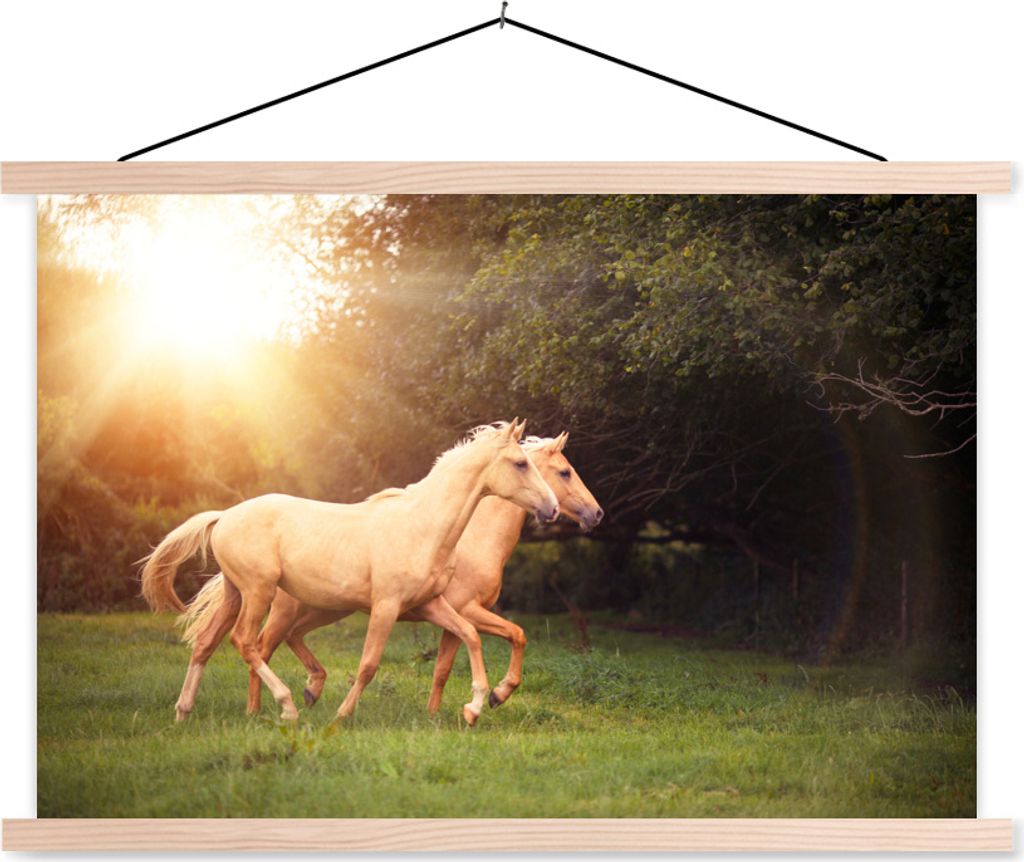 MuchoWow Textilposter Pferde - Wald - Sonne 120x80 cm mit holzfarbenen Rahmen - Aufhängeset