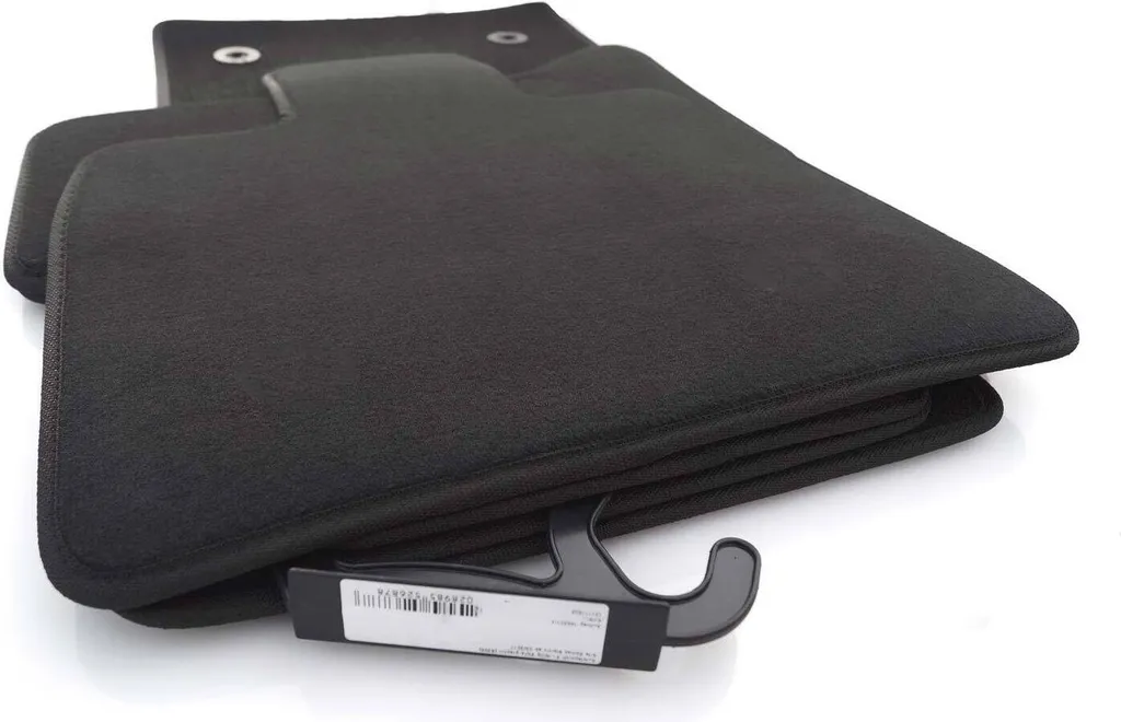 Premium Car Mats per Alfa Giulia dal 2016 - Velour Nero Su Misura